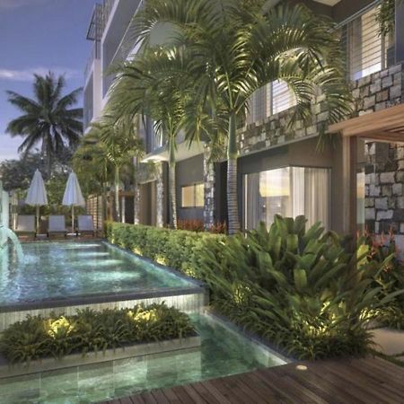 Luxury 2 Bedroom Apartment With Pool - Close To Flic-En-Flac Beach Exterior photo