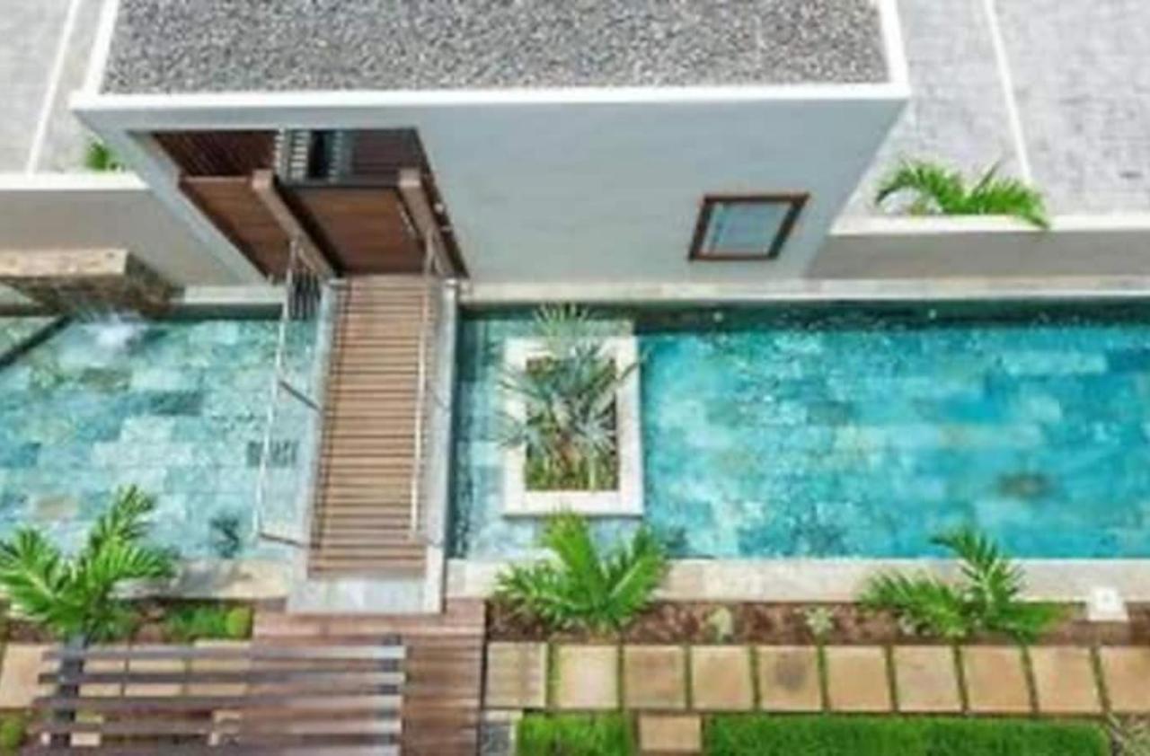 Luxury 2 Bedroom Apartment With Pool - Close To Flic-En-Flac Beach Exterior photo